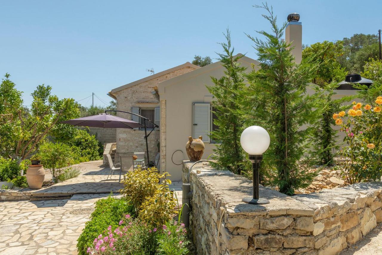 Villa Emilios Stone House Gáios Exterior foto